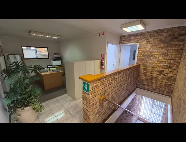 749M² WAREHOUSE TO LET IN KILLARNEY GARDENS